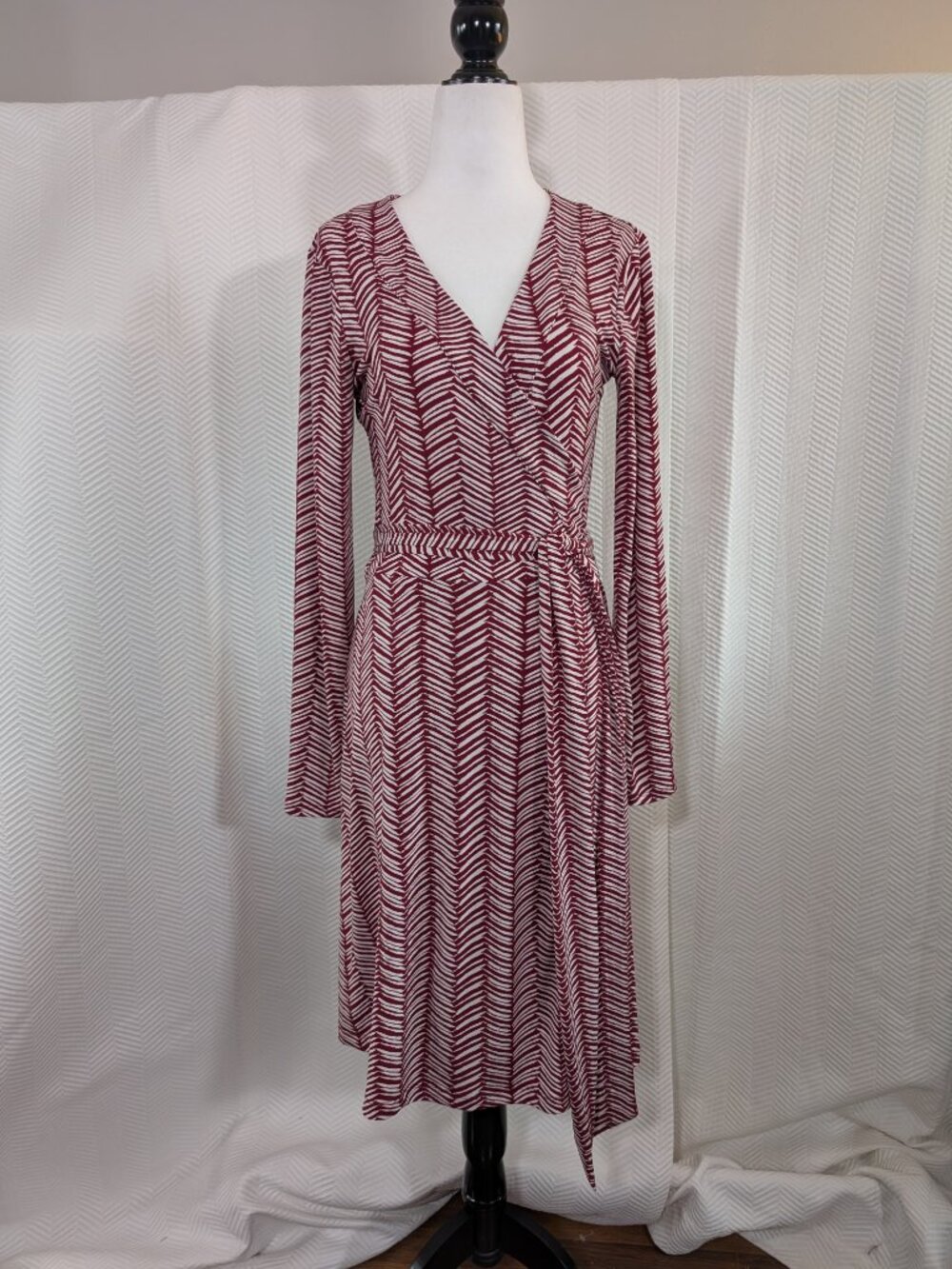 Banana Republic Jersey Wrap Dress Long Sleeve Burgundy & White Office Small